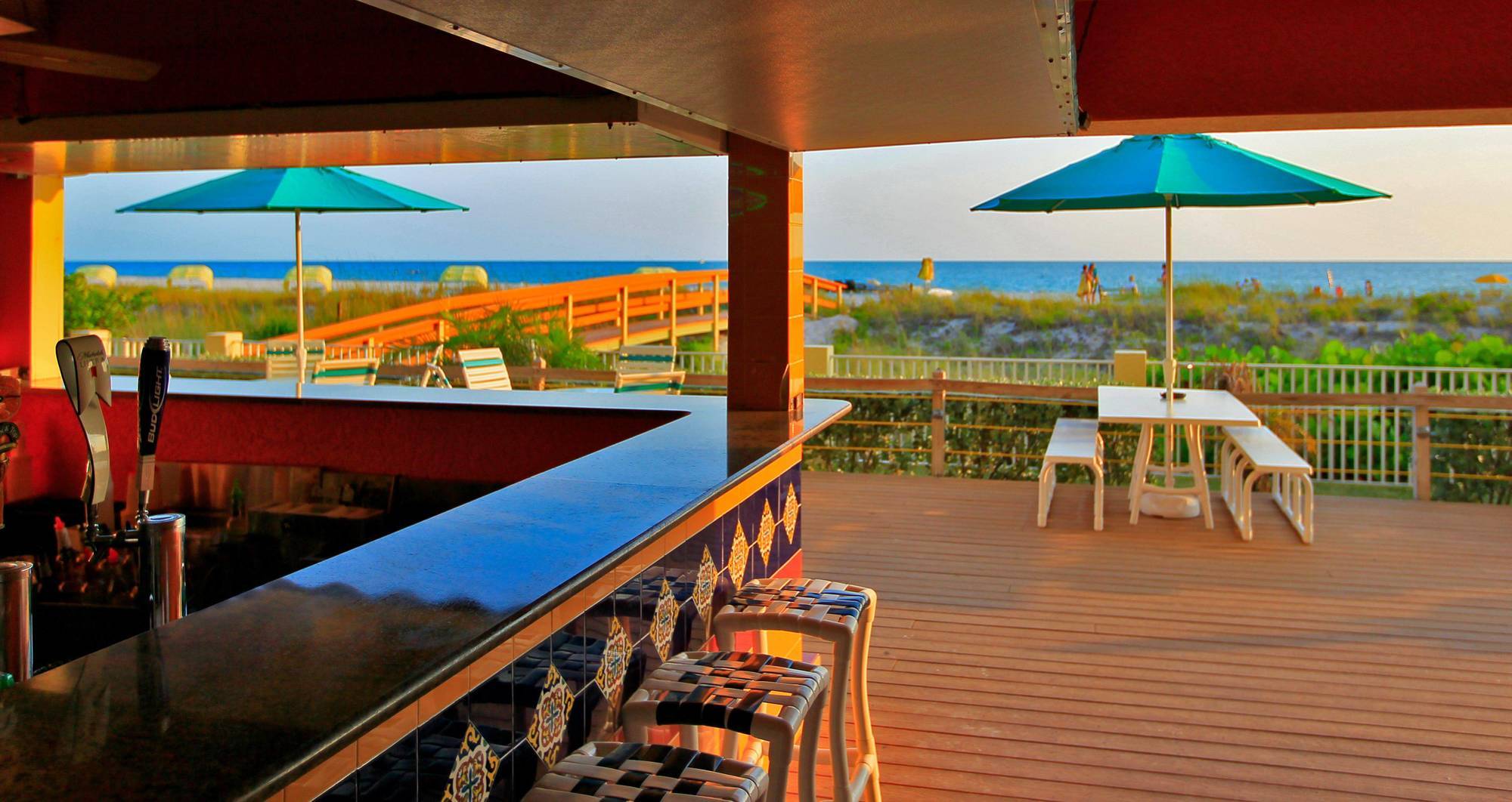 Sunset Vistas Two Bedroom Beachfront Suites St. Pete Beach Restaurant photo